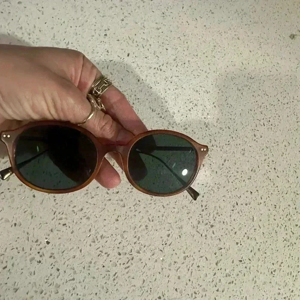 Giorgio Armani good preowned